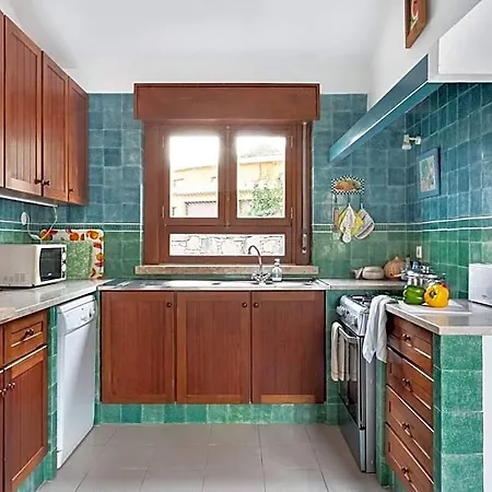 4br House With Ocean View In Sintra