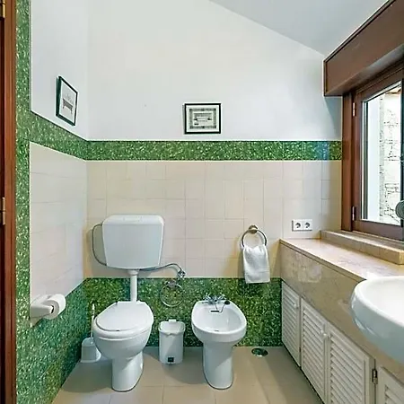 4br House With Ocean View In Sintra